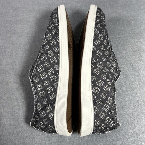 New Spenco Women's Santa Maria Batik Sneaker Size W 9-1/2 B Black Print Slip On - Picture 8 of 9